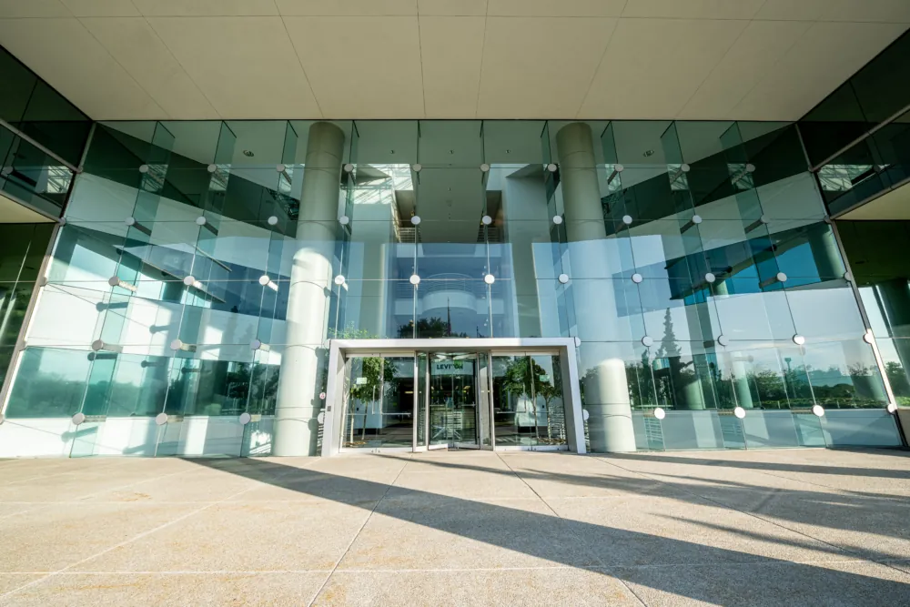 4 Common Misconceptions About Commercial Cleaning, Debunked